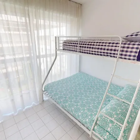 80e - Magnifique 3p Face Avec Terrasse Et Parking Menton